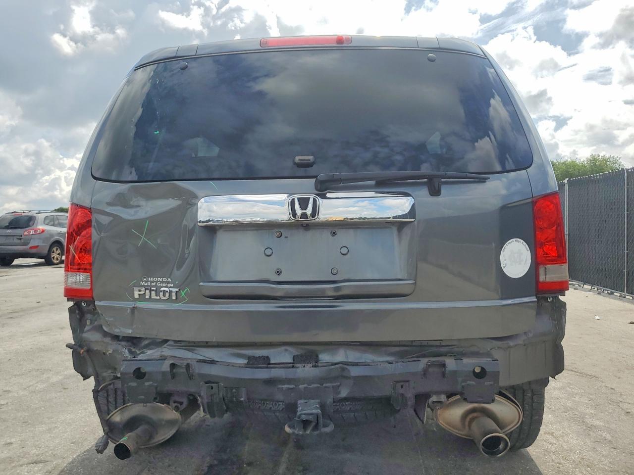 2011 Honda Pilot Exln - Image 6