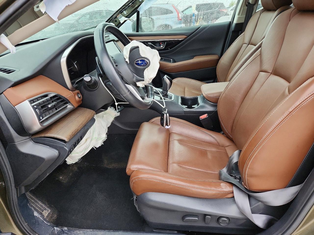 2022 Subaru Outback Touring - Image 7