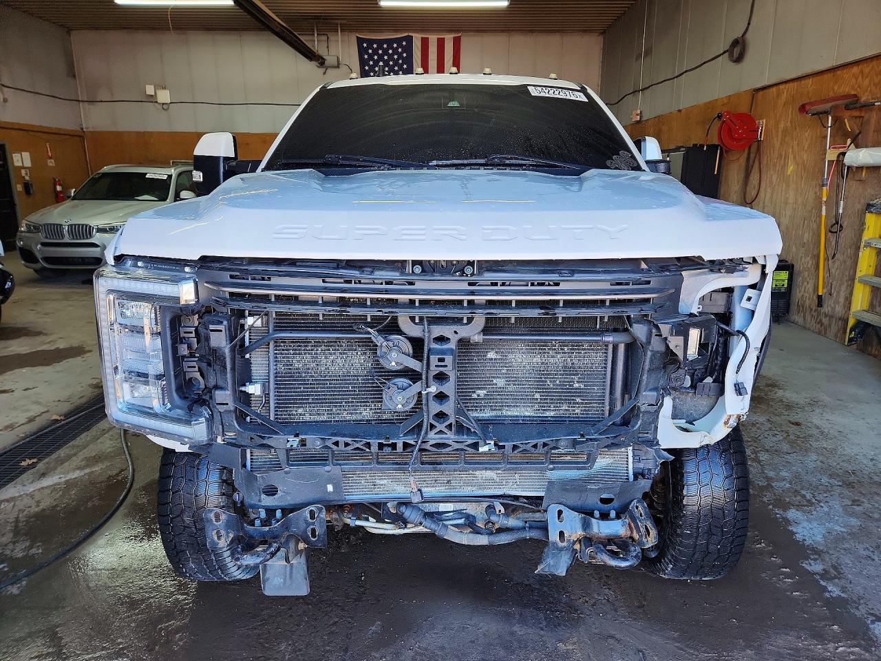2019 Ford F350 Super Duty - Фото 5