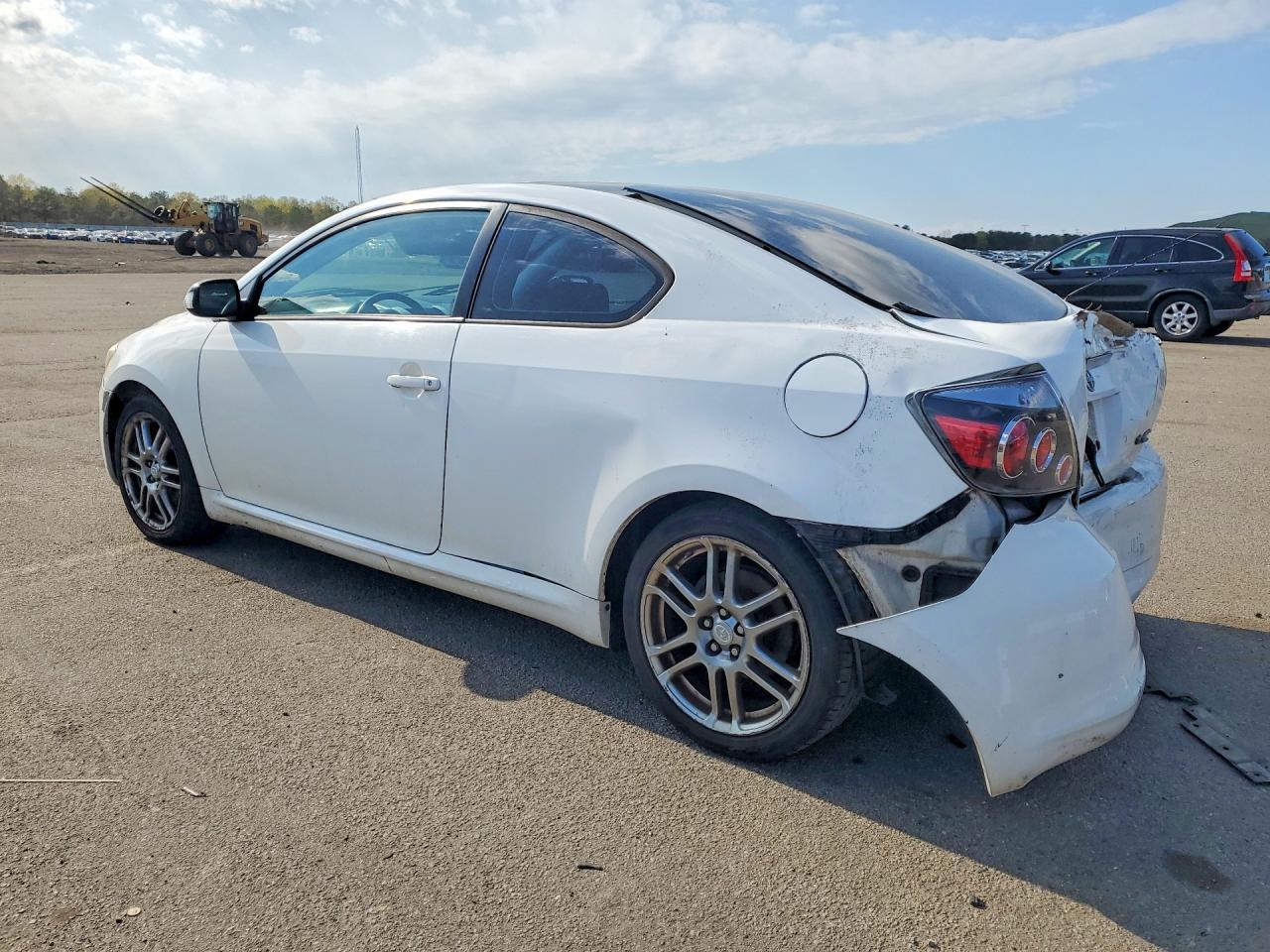 2009 Toyota Scion - Image 2