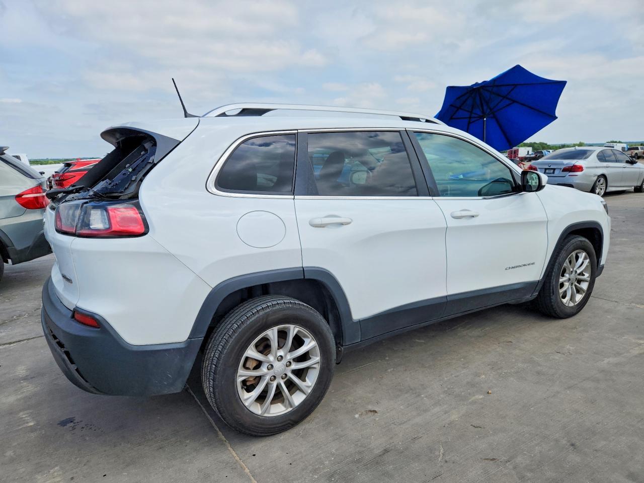 2019 Jeep Cherokee Latitude - Фото 3