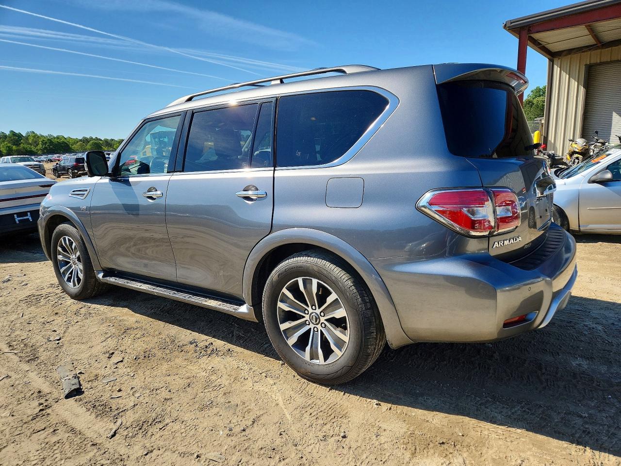 2018 Nissan Armada Sl - Фото 2