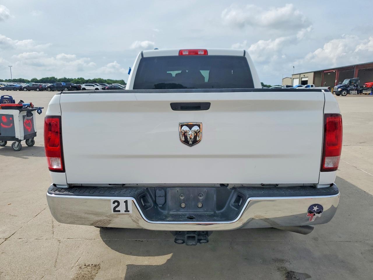 2020 Ram 1500 Classic Tradesman - Фото 6