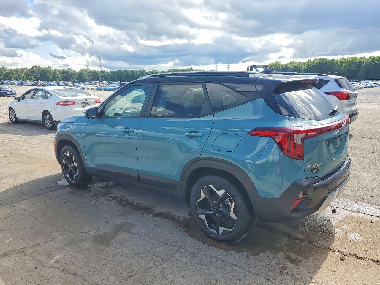 2026 Kia Seltos S - Image 2