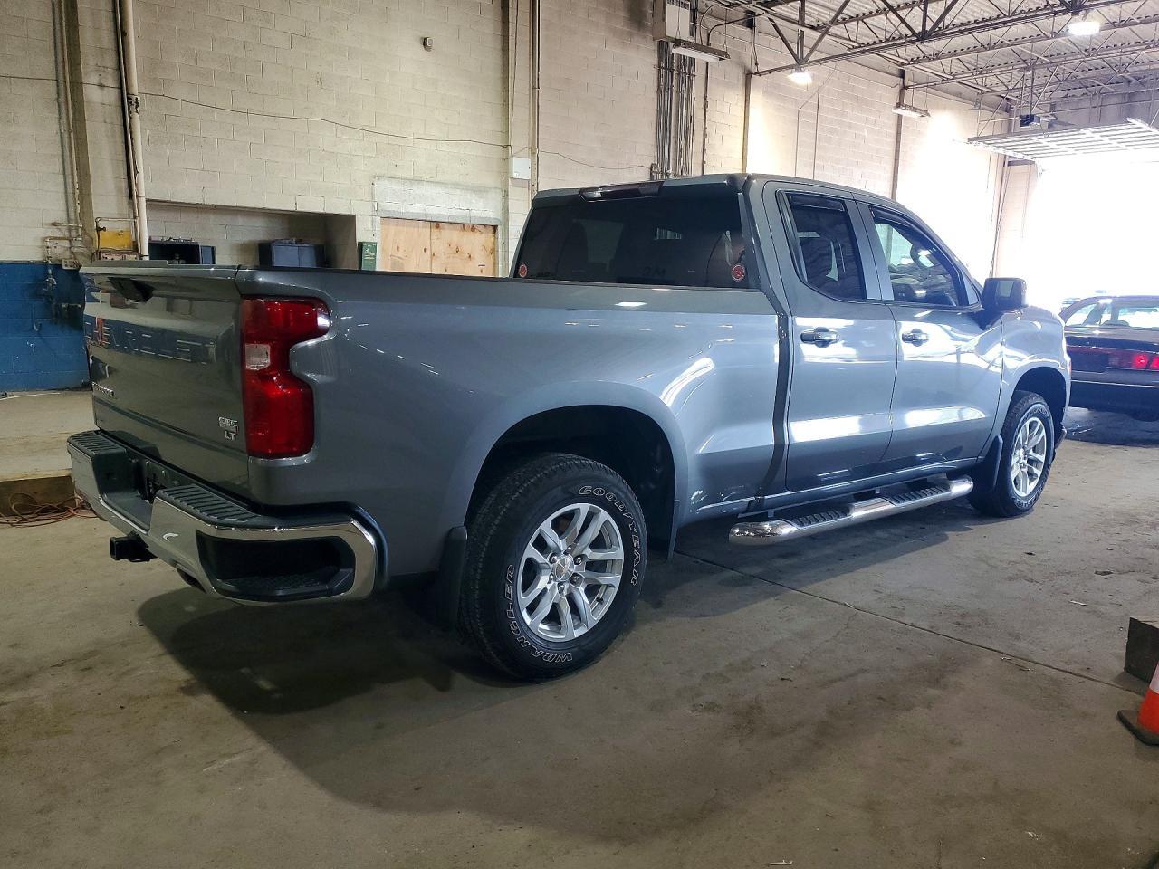 2019 Chevrolet Silverado K1500 Lt - Image 3