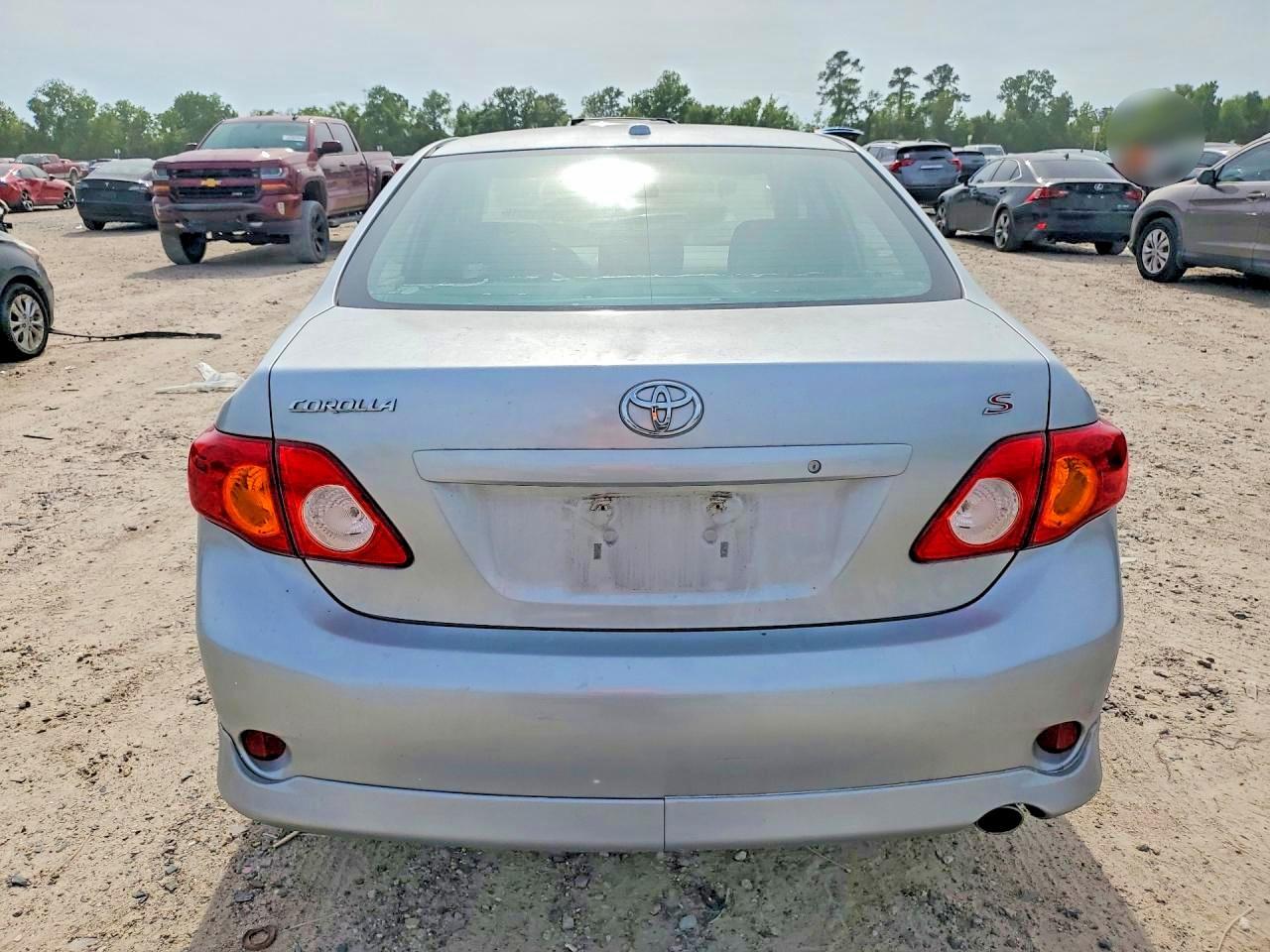2009 Toyota Corolla S - Image 6