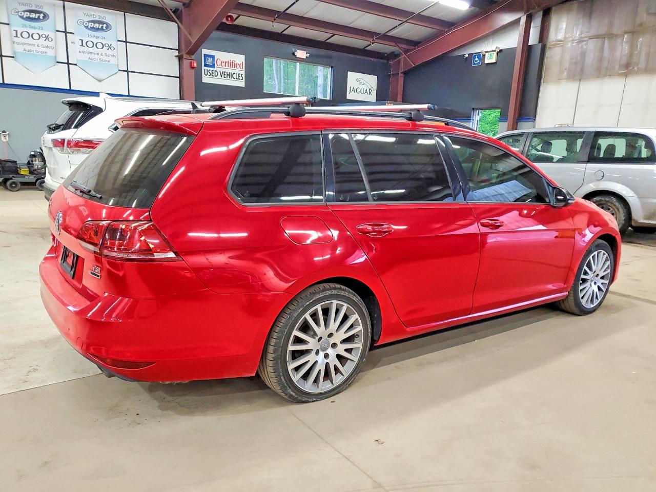 2017 Volkswagen Golf Sportwagen S - Фото 3