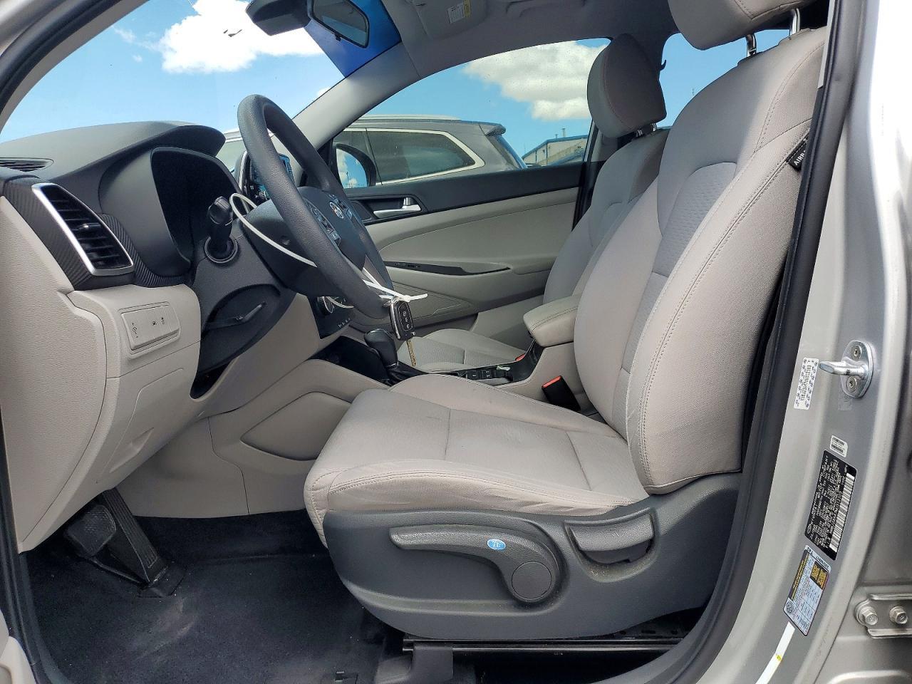 2021 Hyundai Tucson Se - Image 7