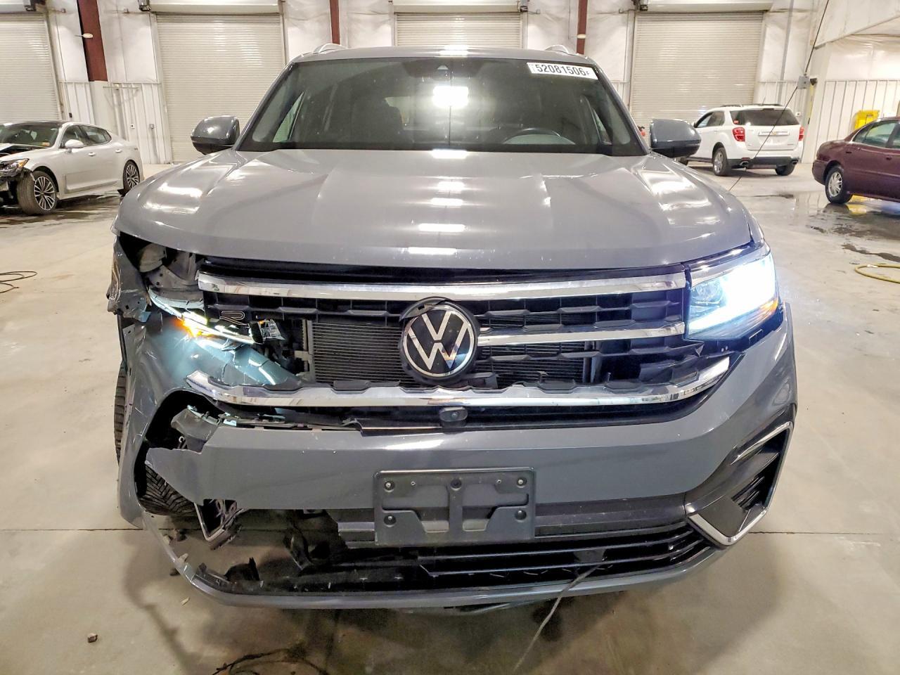 2023 Volkswagen Atlas Cross Sport Sel Premium R-Line - Image 5