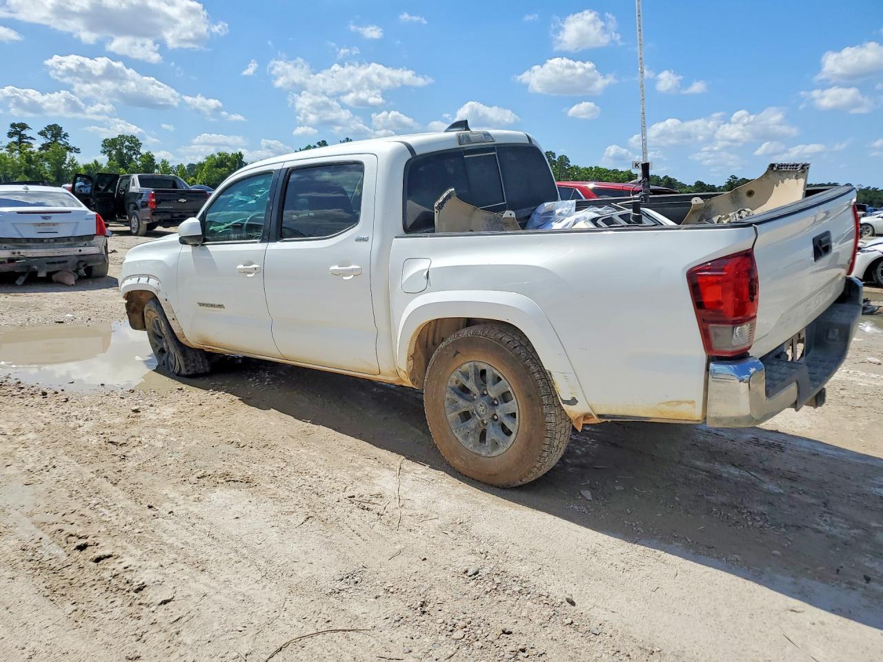 2023 Toyota Tacoma Sr5 V6 - Image 2