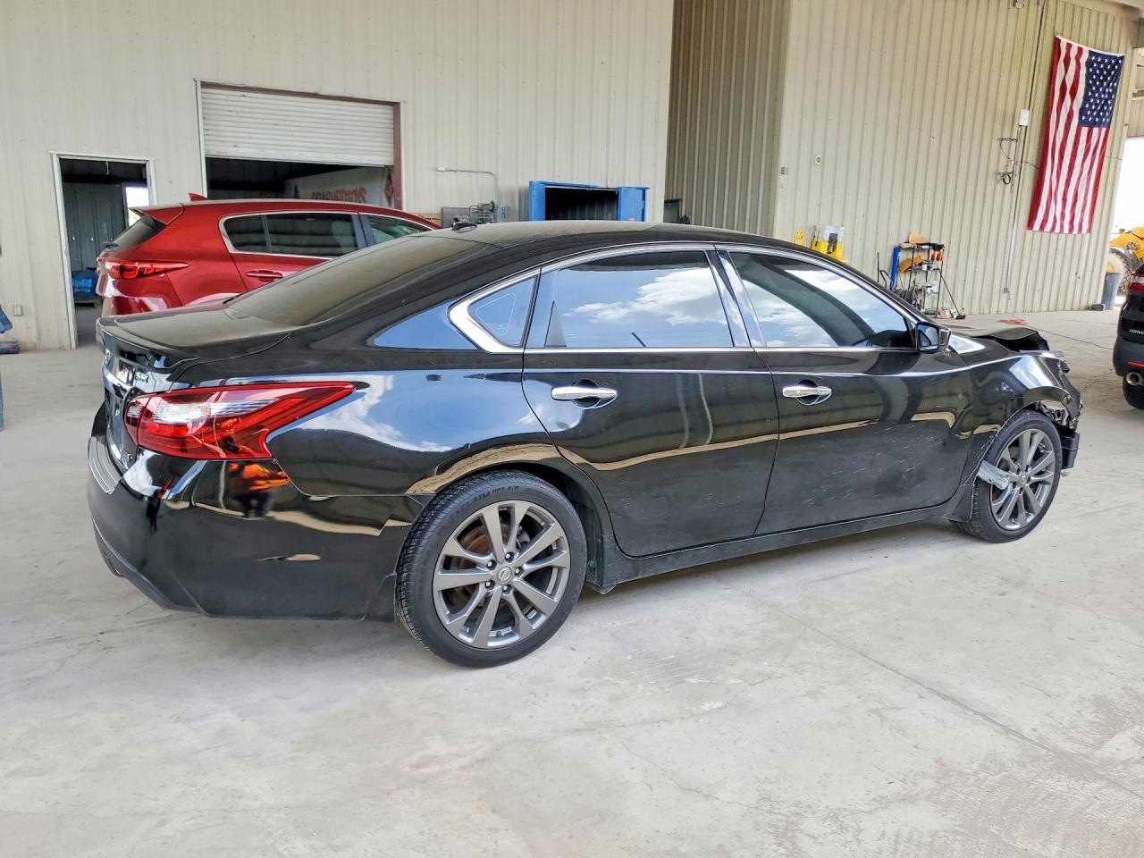 2018 Nissan Altima 2.5 Sr - Фото 3