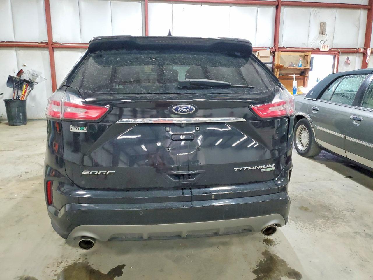 2019 Ford Edge Titanium - Image 6