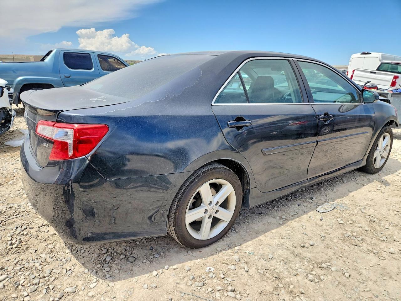 2013 Toyota Camry Se - Image 3