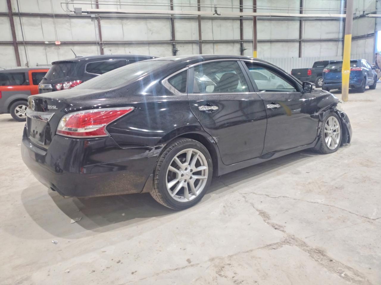 2014 Nissan Altima 3.5 S - Фото 3