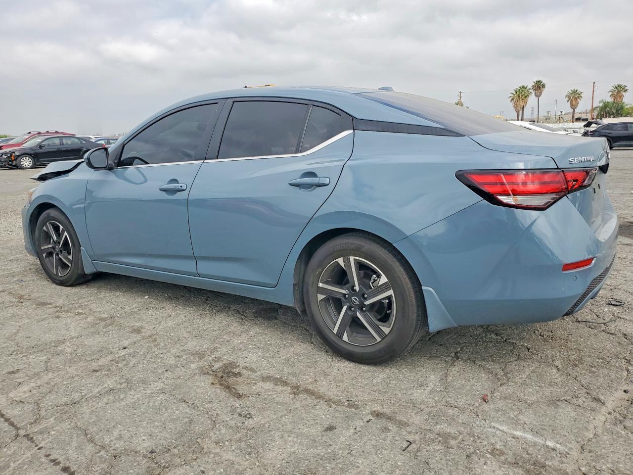2025 Nissan Sentra Sv - Фото 2