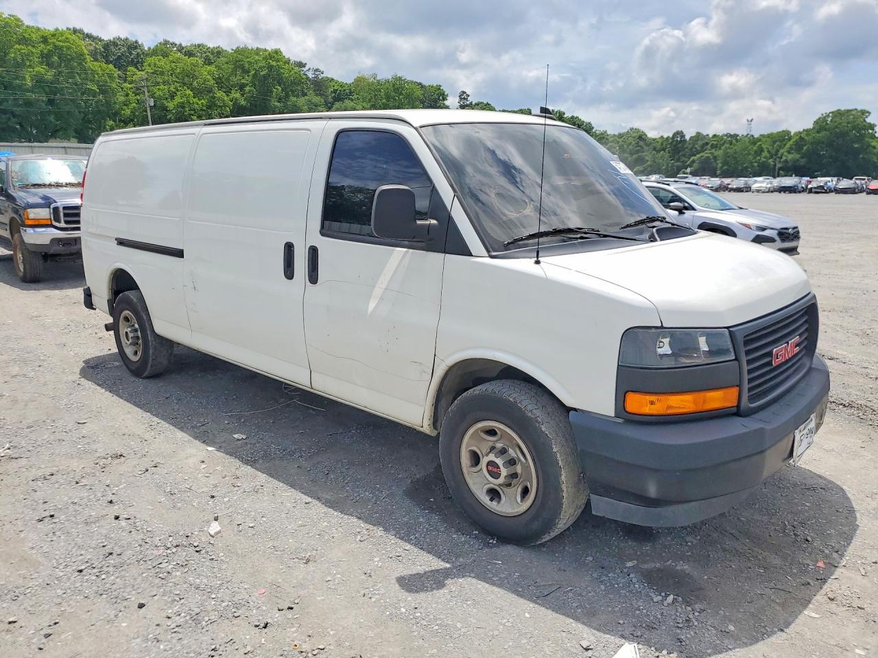 2023 GMC Savana G2500 - Image 4