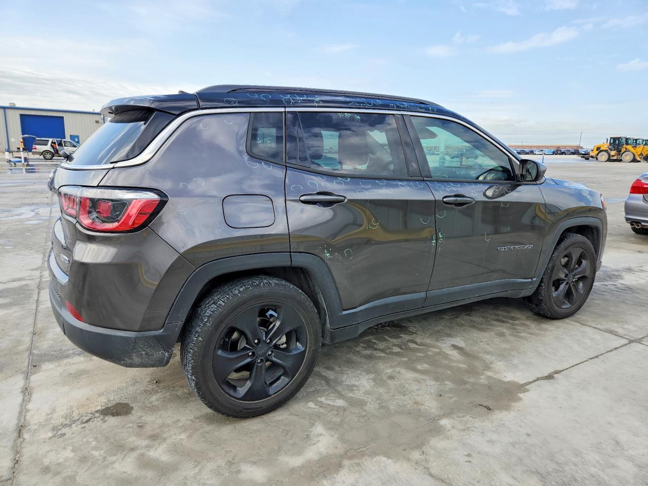 2018 Jeep Compass - Фото 3
