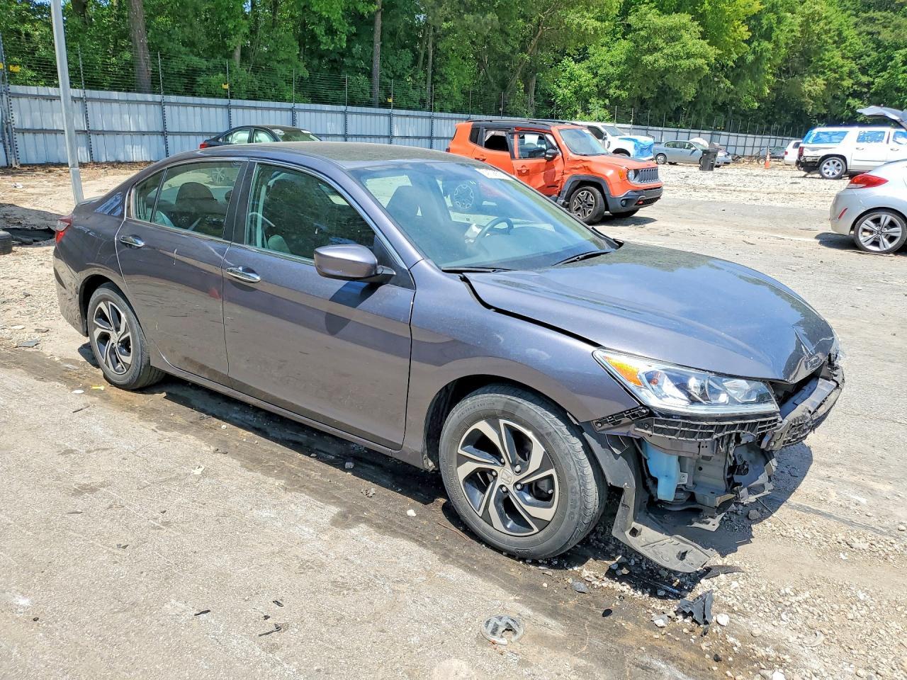 2017 Honda Accord Lx - Фото 4