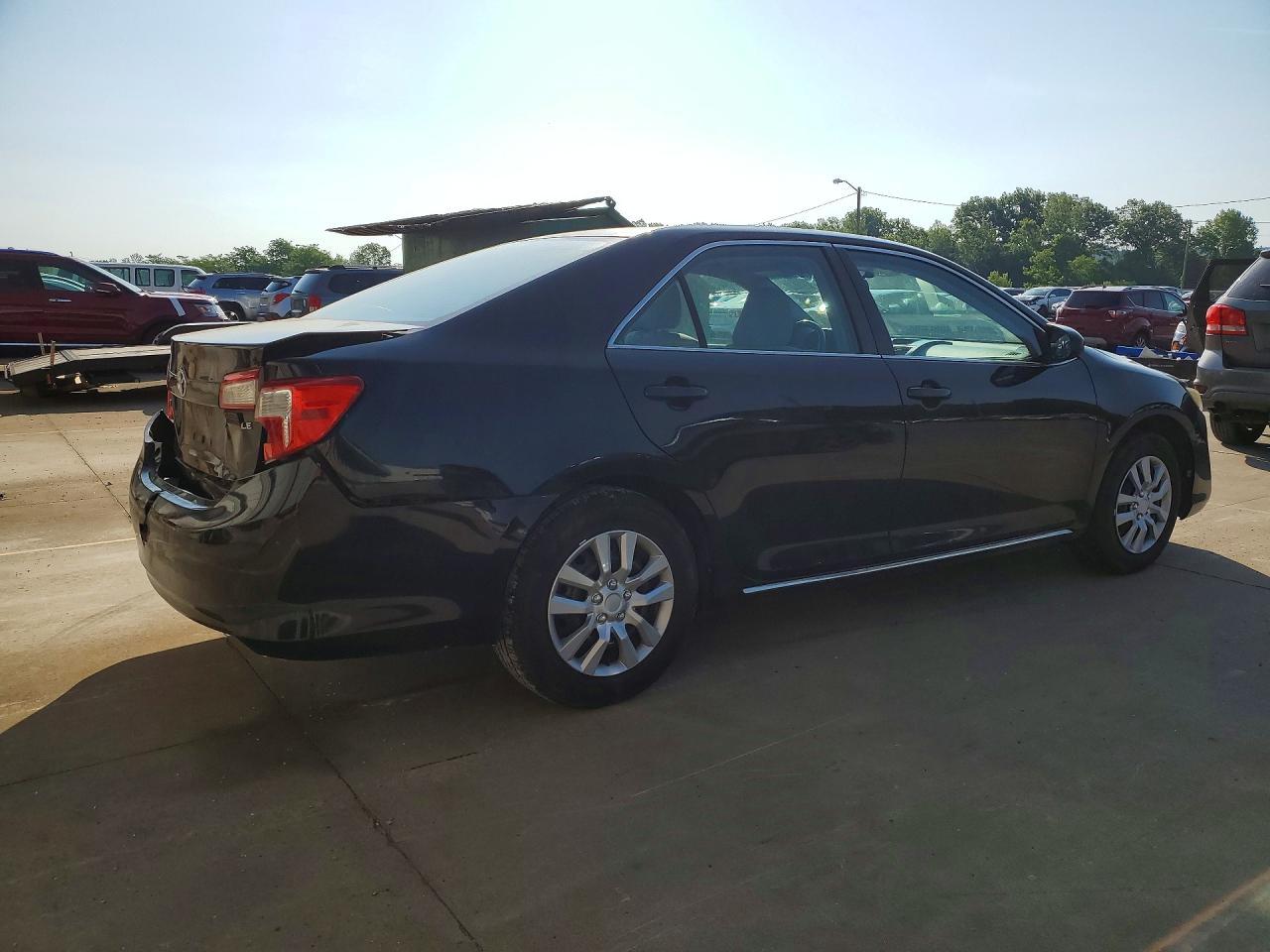 2012 Toyota Camry Le - Image 3