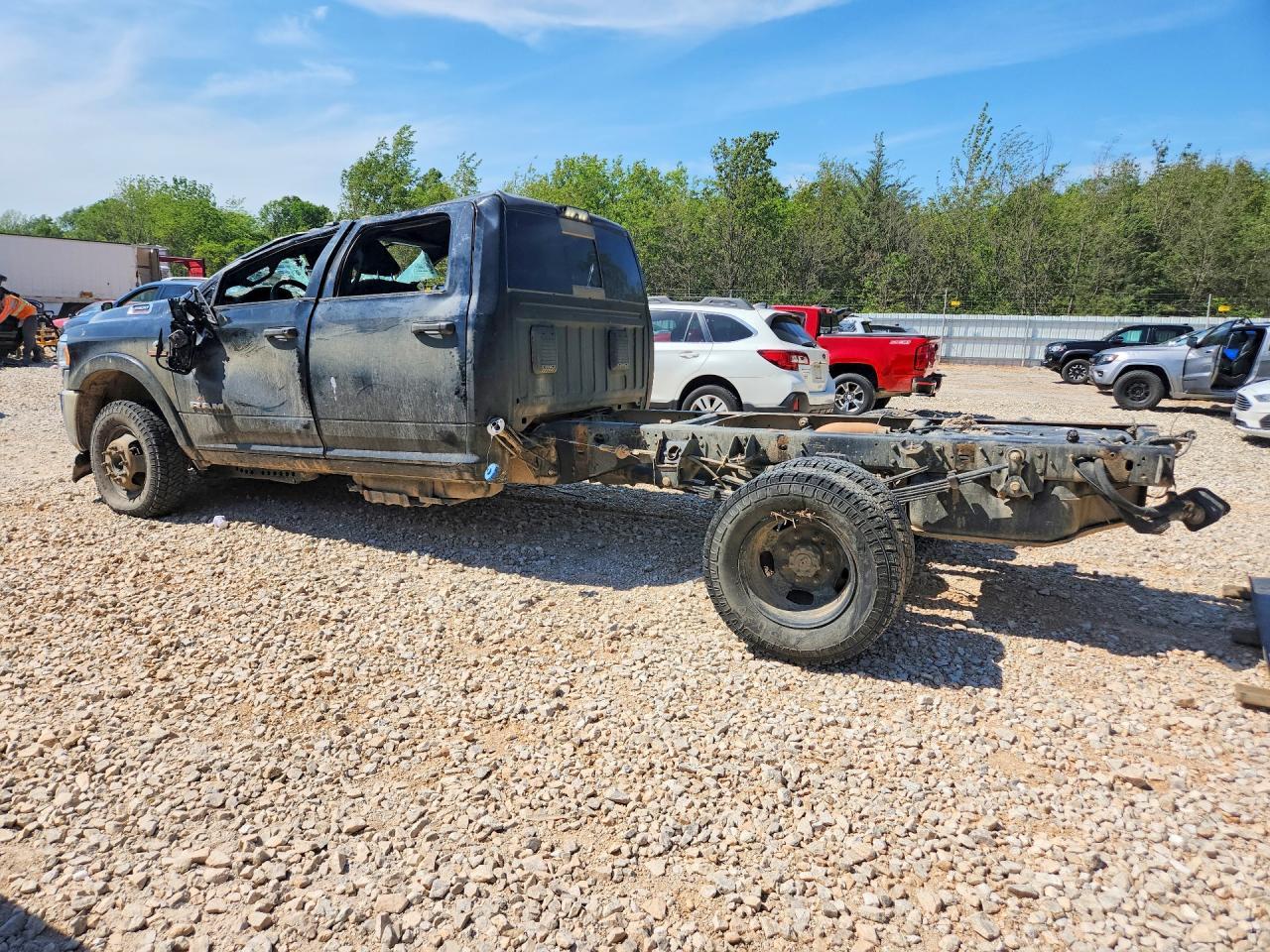 2022 Ram 3500 - Image 2