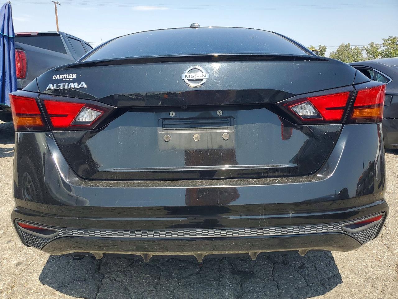 2020 Nissan Altima S - Image 6