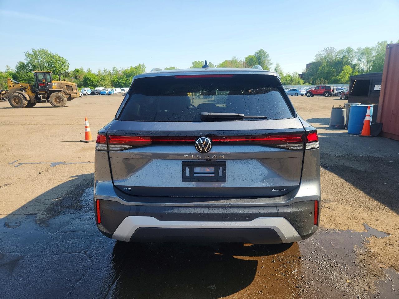 2025 Volkswagen Tiguan Se - Image 6