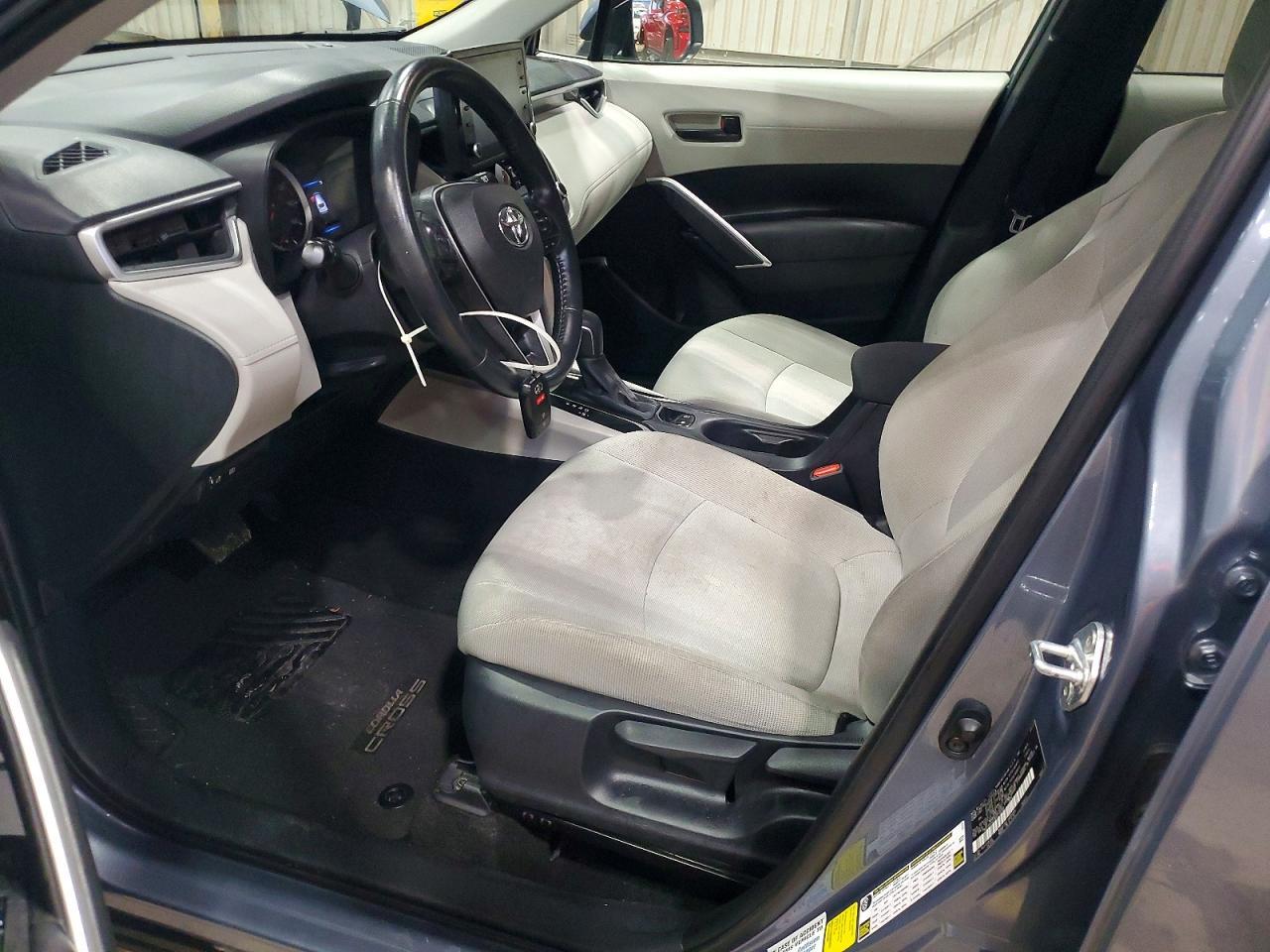 2022 Toyota Corolla Cross Le - Фото 7
