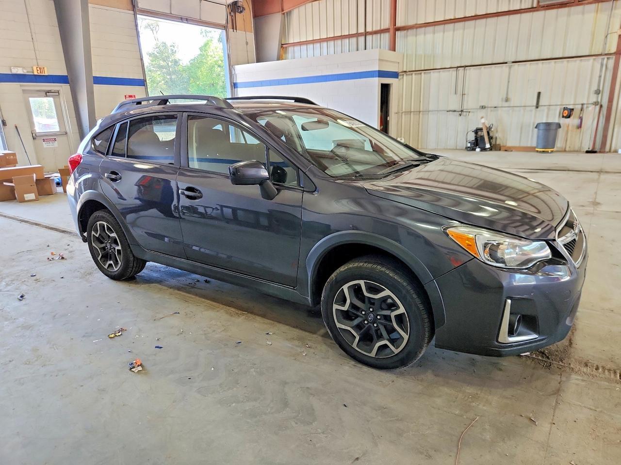 2016 Subaru Crosstrek Premium - Фото 4