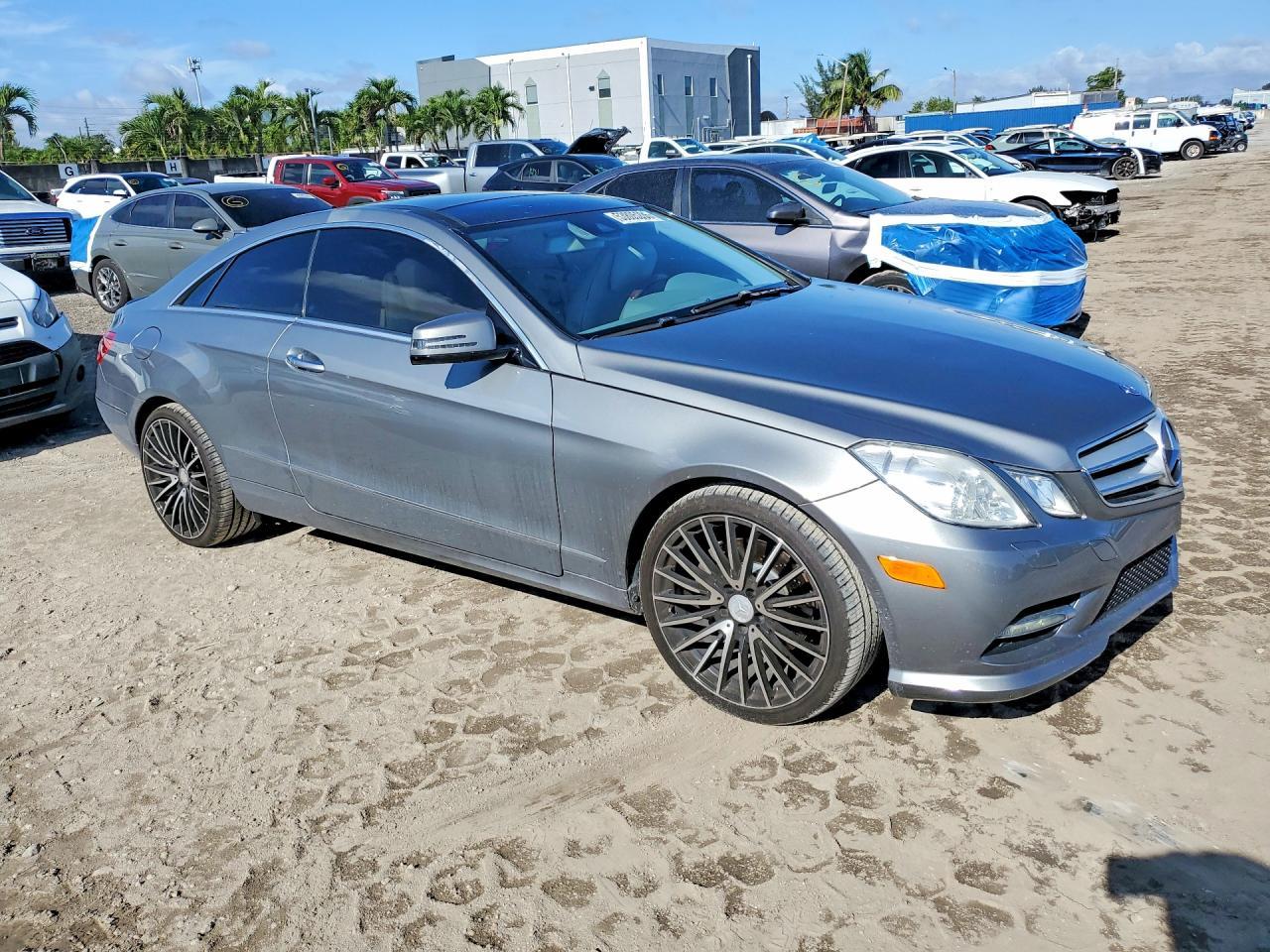 2013 Mercedes-Benz E 350 - Image 4