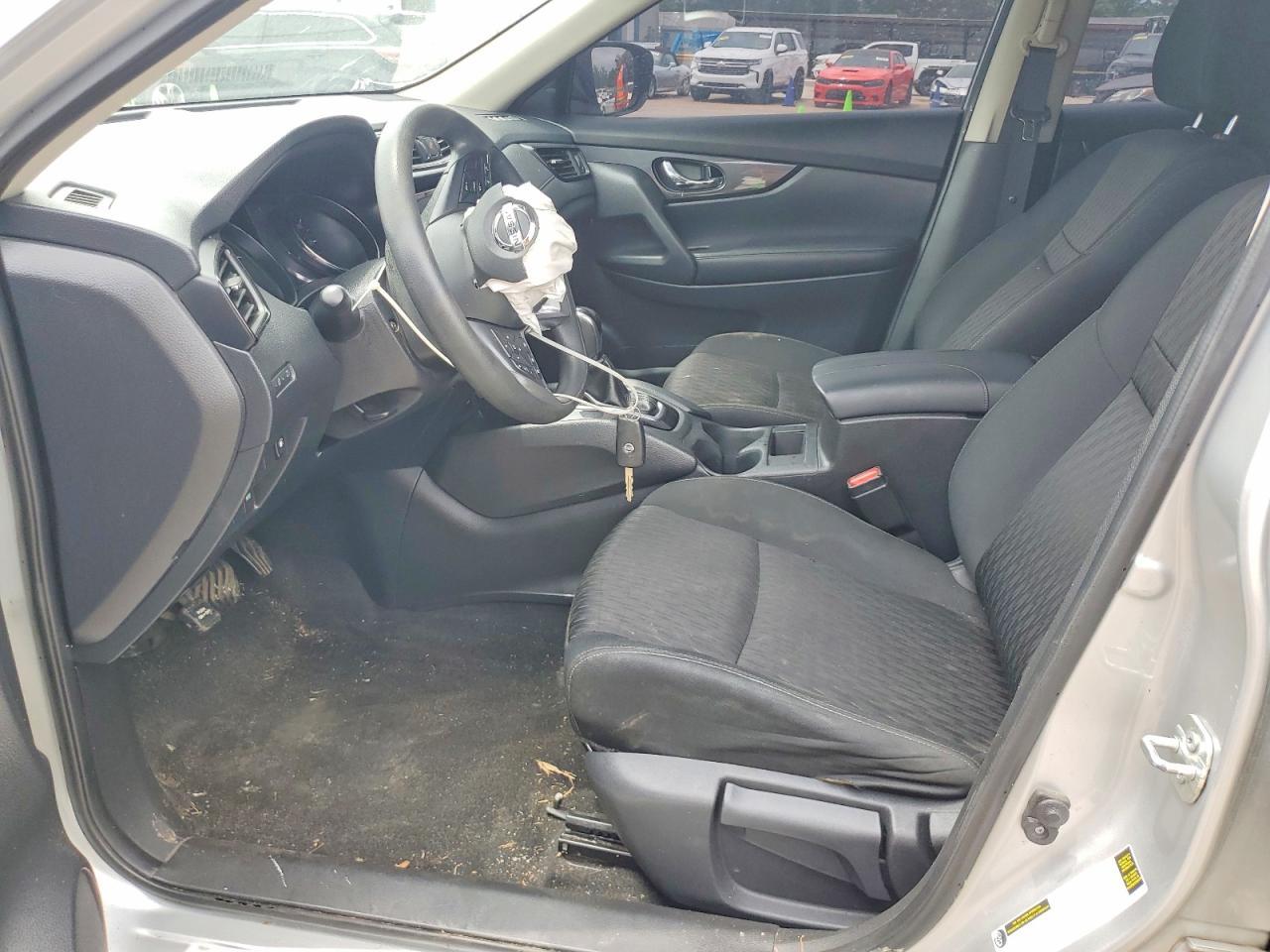 2018 Nissan Rogue S - Image 7