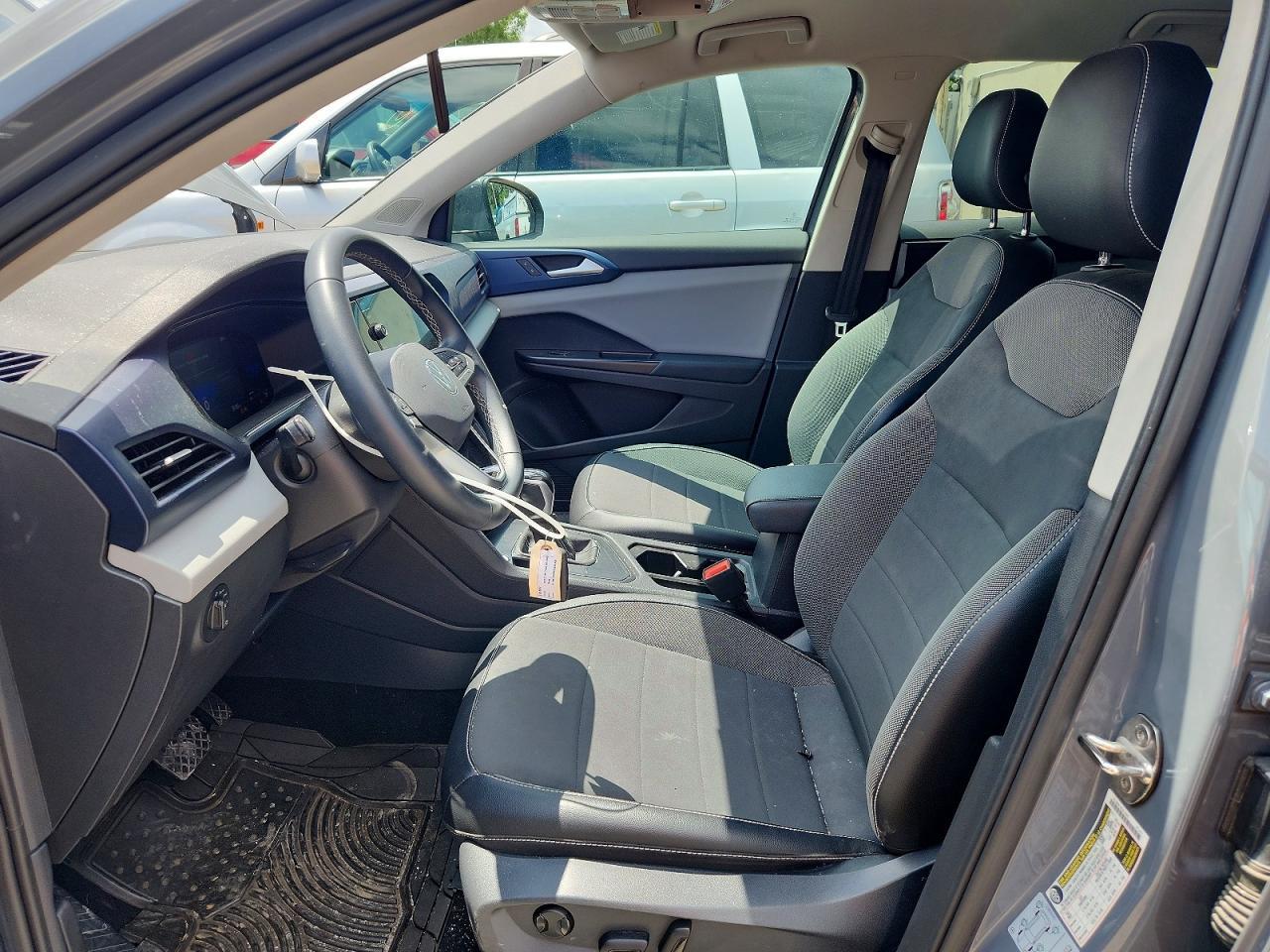 2022 Volkswagen Taos Se - Image 7