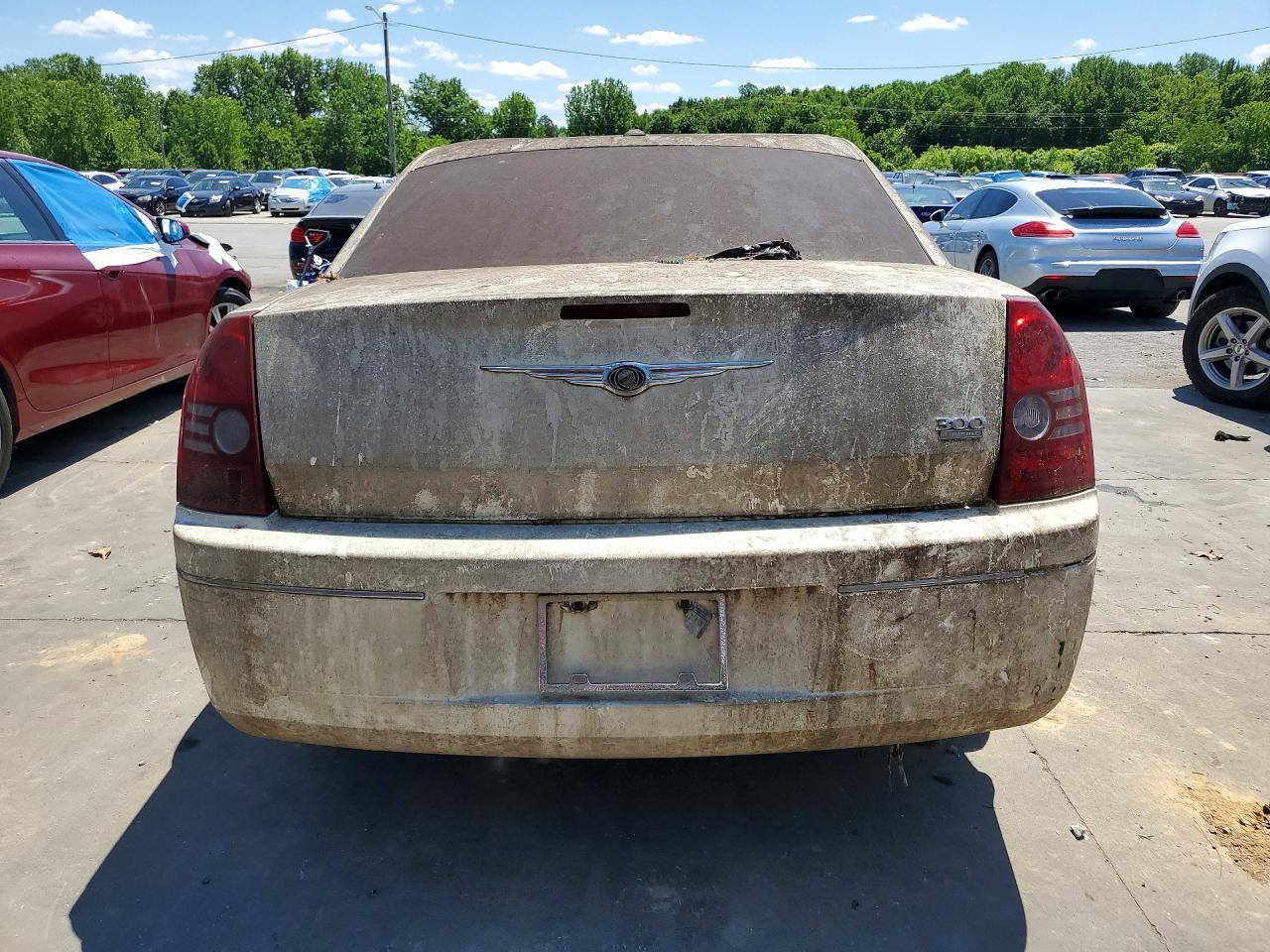2010 Chrysler 300 - Фото 6
