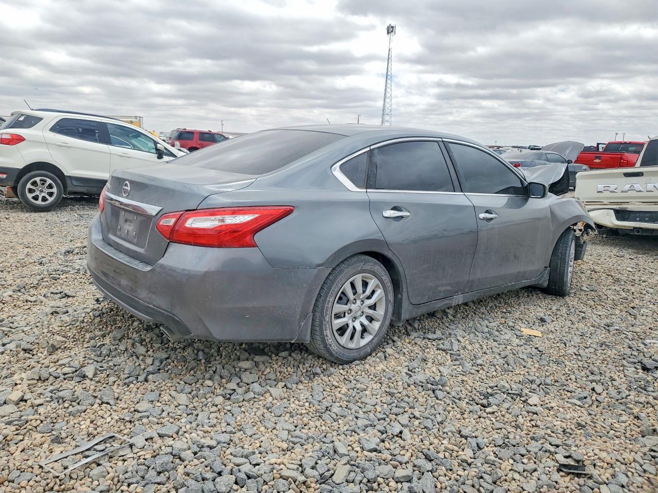 2017 Nissan Altima 2.5 S - Фото 3