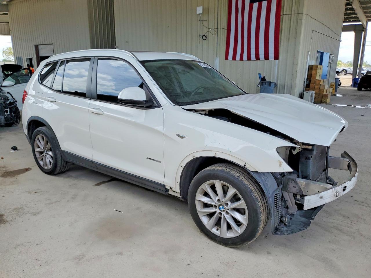 2017 BMW X3 xDrive28I - Фото 4