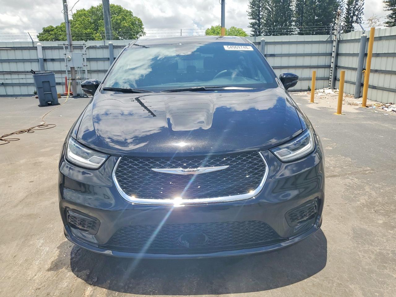2025 Chrysler Pacifica Select - Фото 5