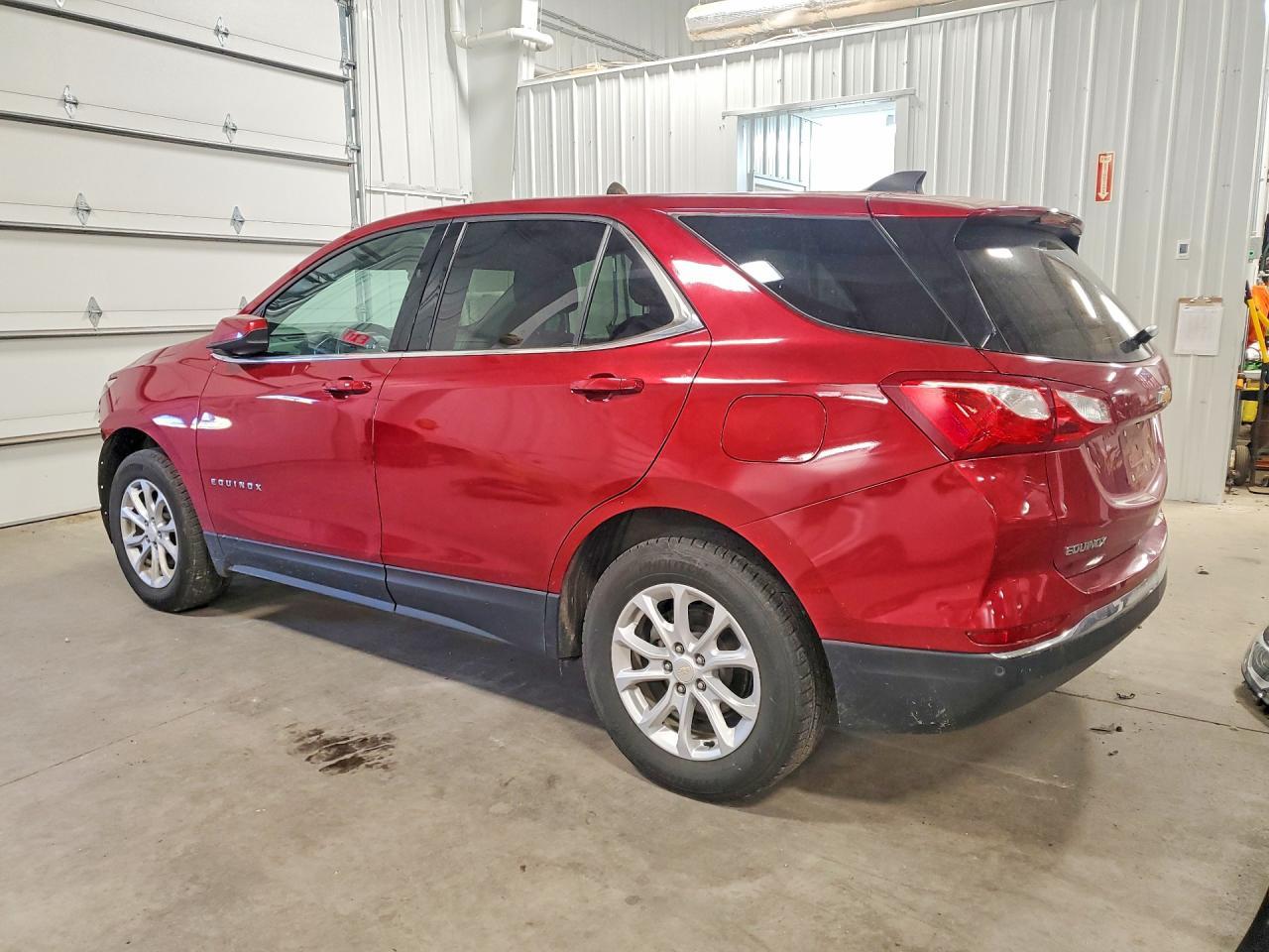 2020 Chevrolet Equinox Lt - Image 2