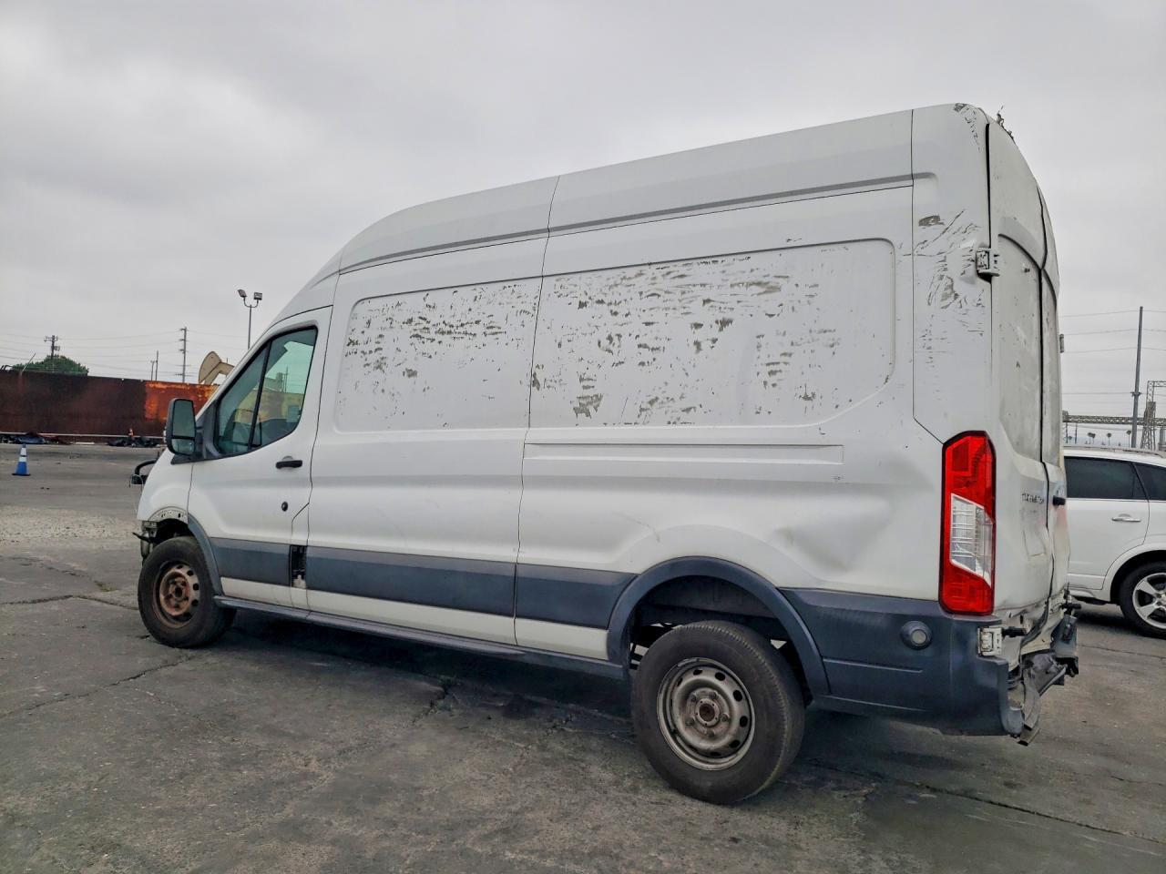 2015 Ford Transit T-250 - Фото 2