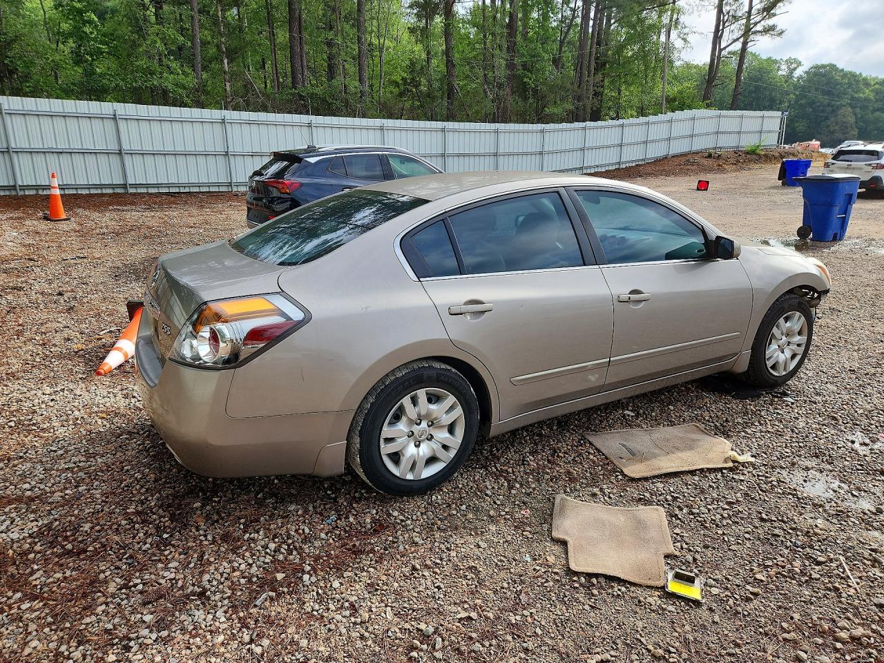 2011 Nissan Altima 2.5 - Фото 3
