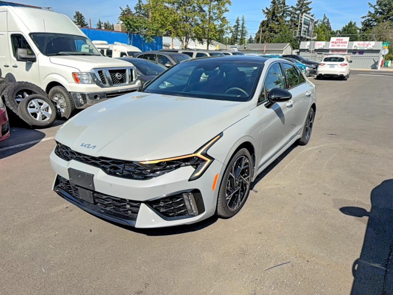 2025 Kia K5 Gt Line - Image 2