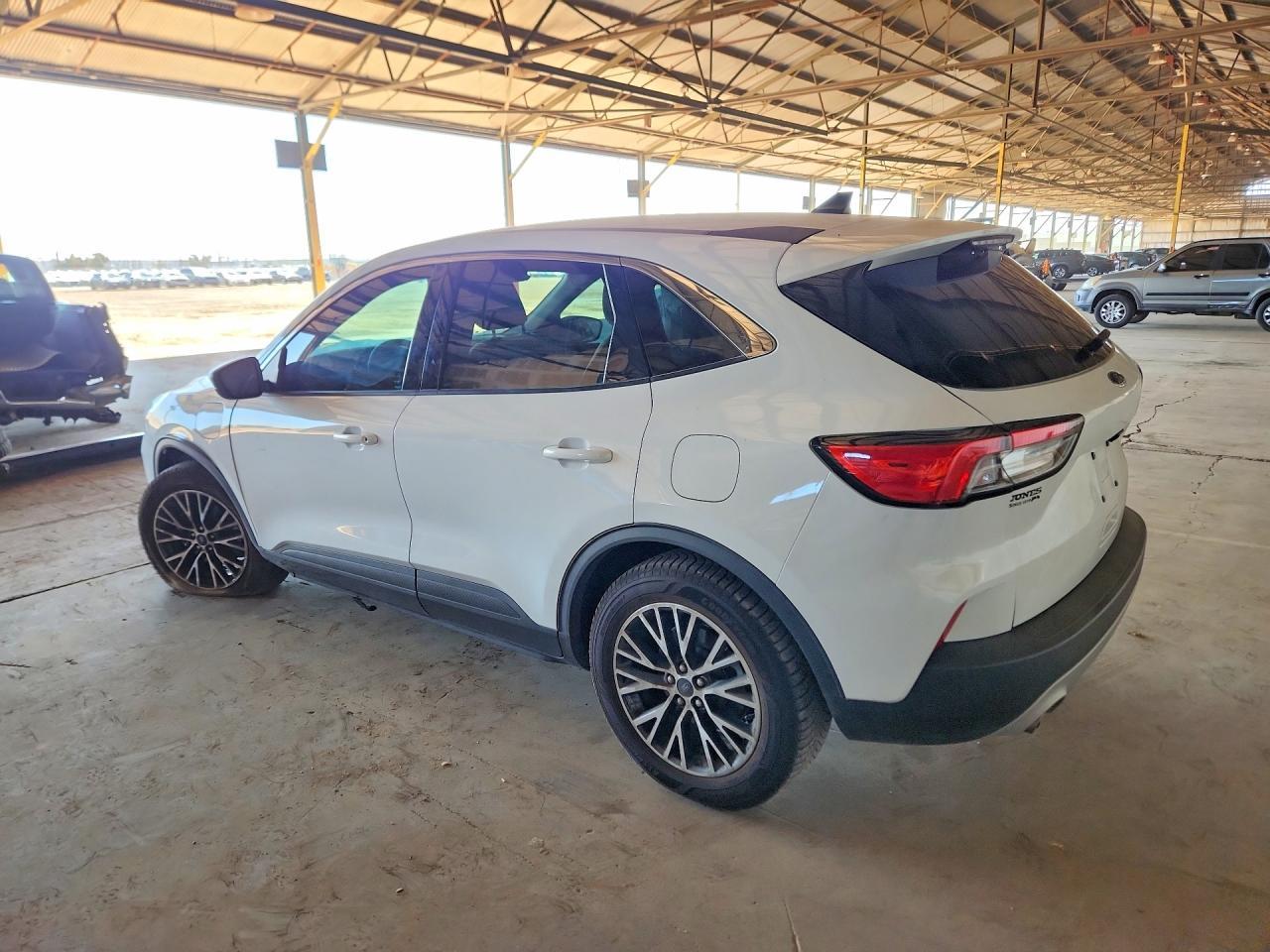 2022 Ford Escape Se - Image 2