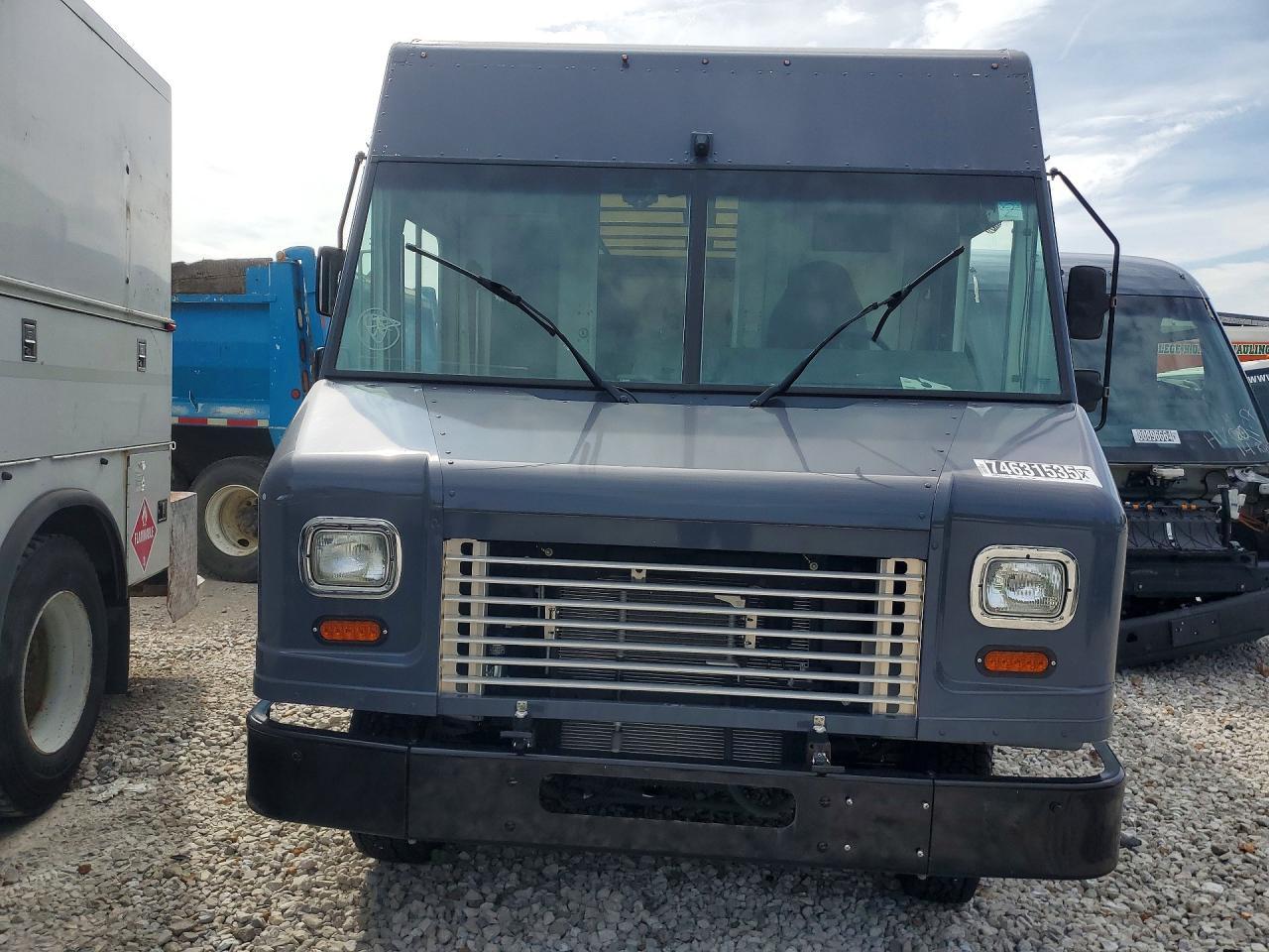 2019 Ford F-59 Step Van ** Cln Title * Pri Fleet ** - Image 5