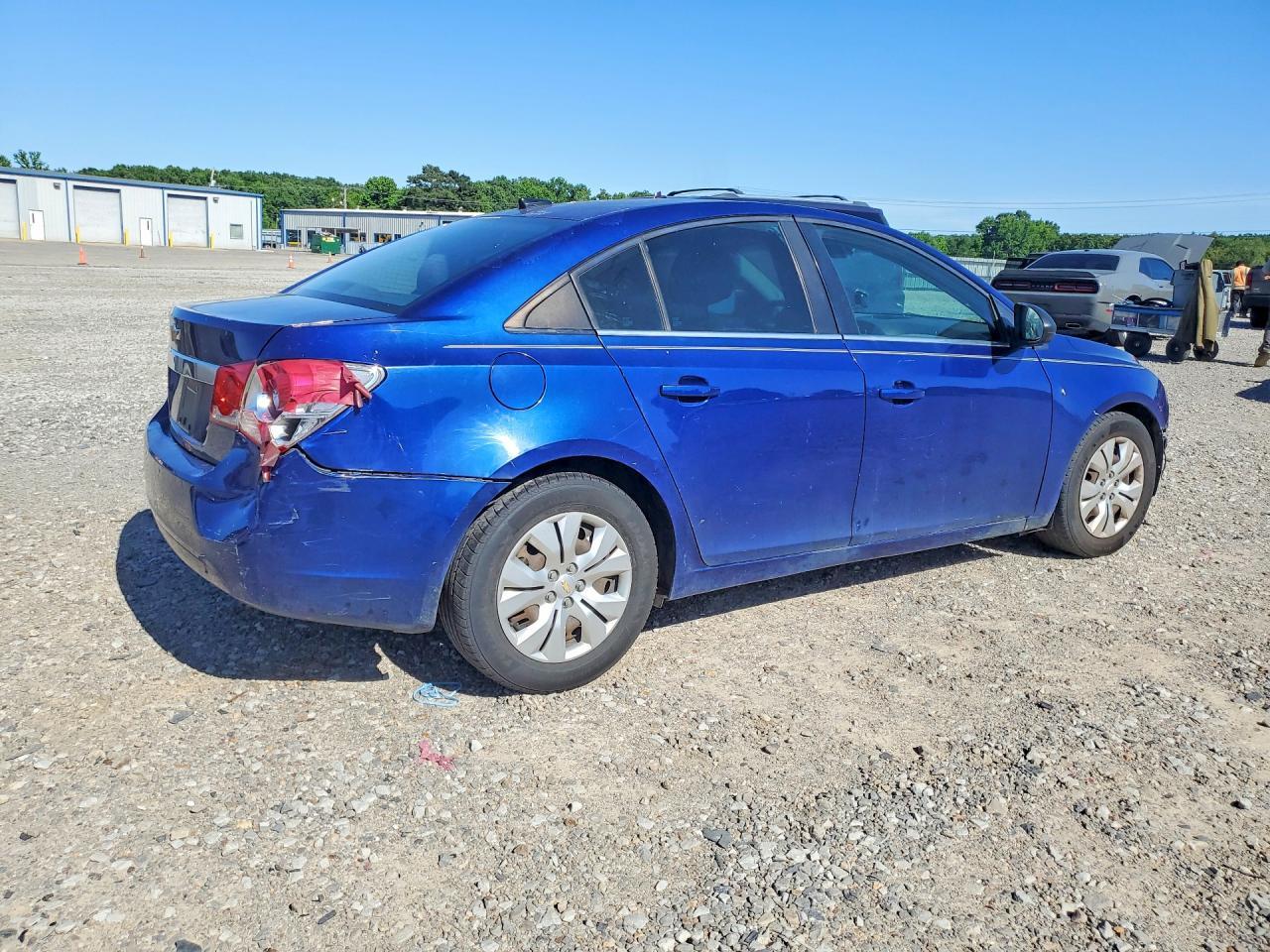 2012 Chevrolet Cruze Ls - Image 3
