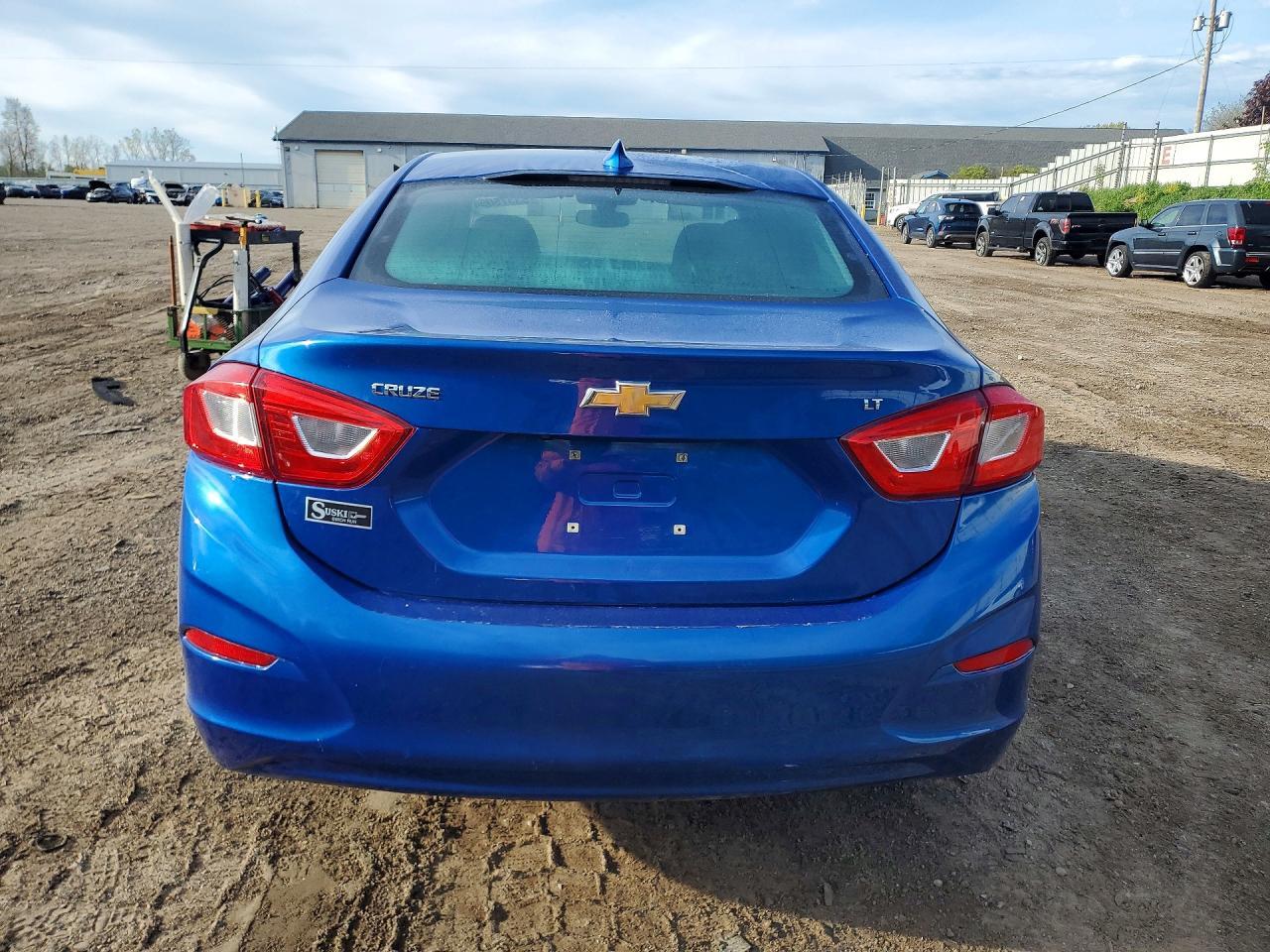 2018 Chevrolet Cruze Lt - Image 6