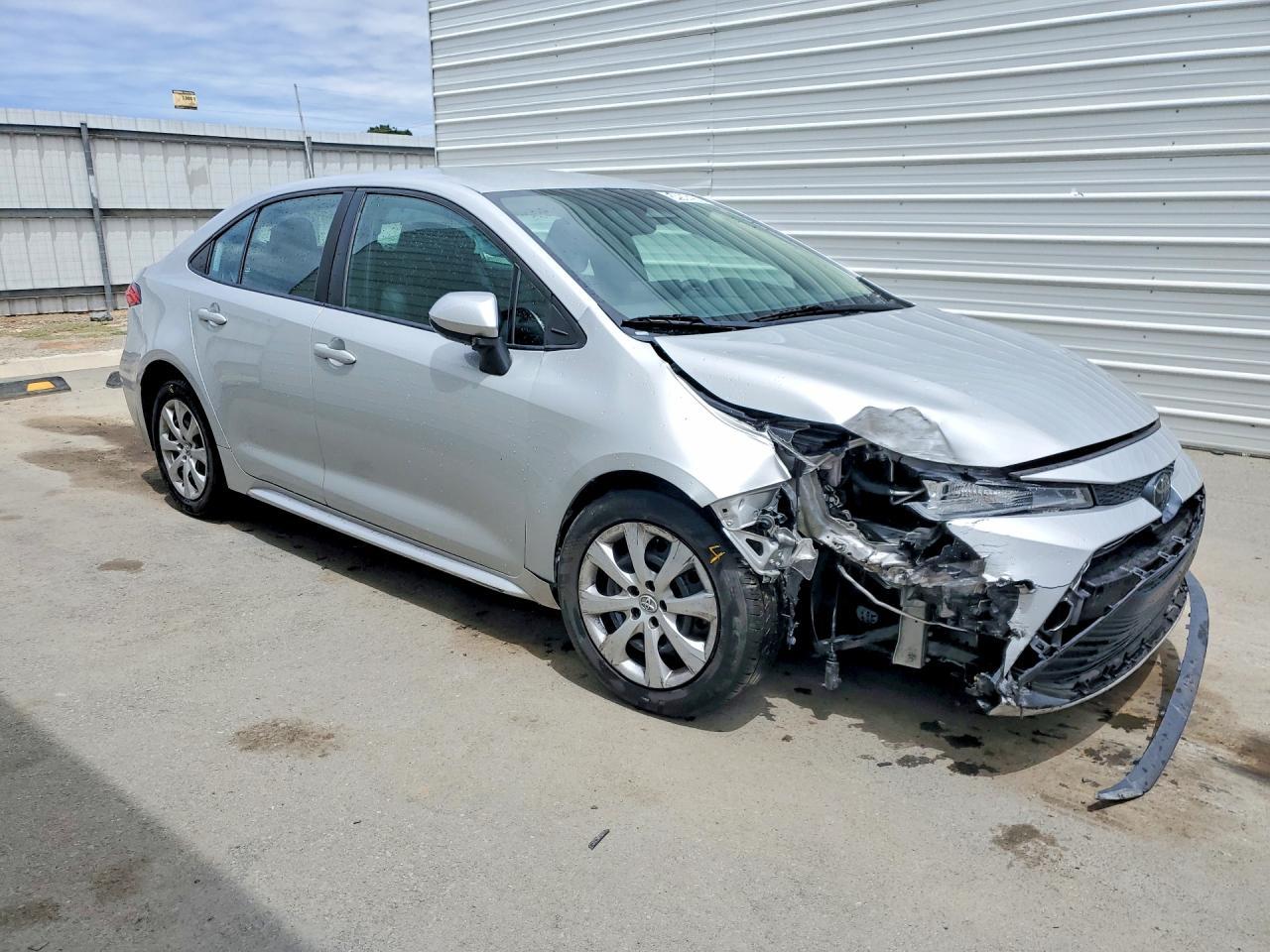 2023 Toyota Corolla Le - Image 4