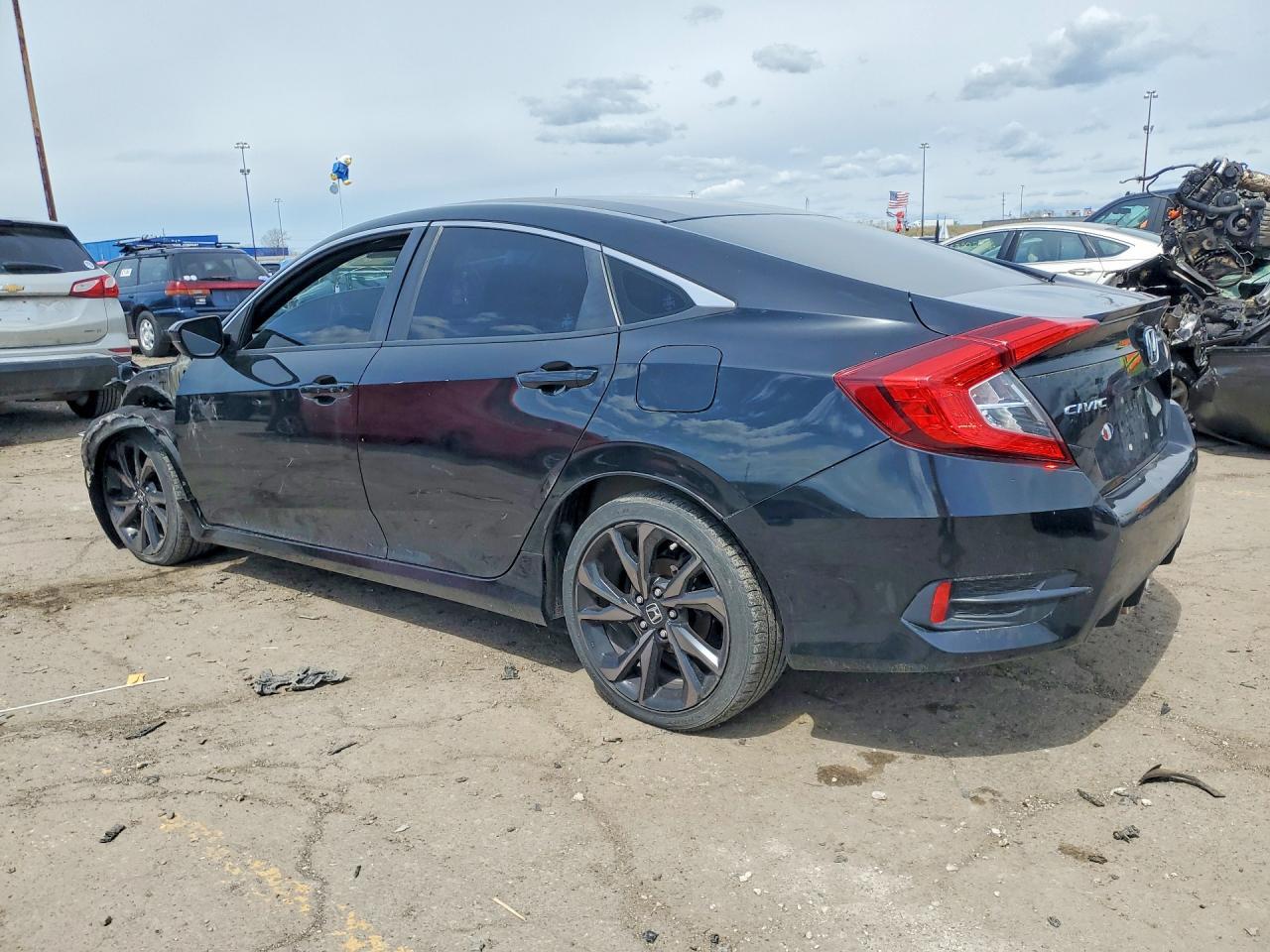 2020 Honda Civic Sport - Фото 2