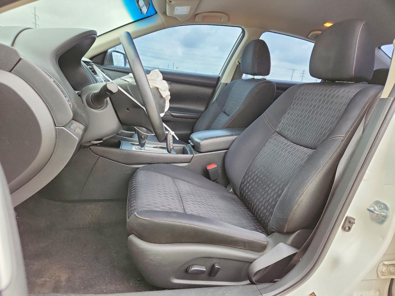 2017 Nissan Altima - Фото 7