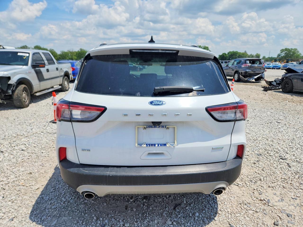 2020 Ford Escape Se - Фото 6