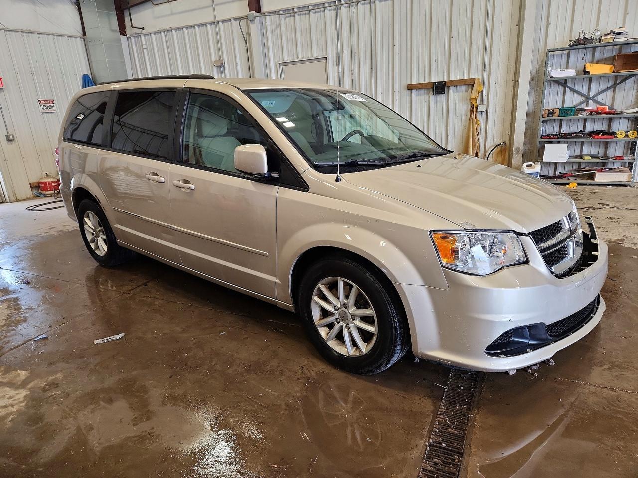 2015 Dodge Grand Caravan Sxt - Image 4