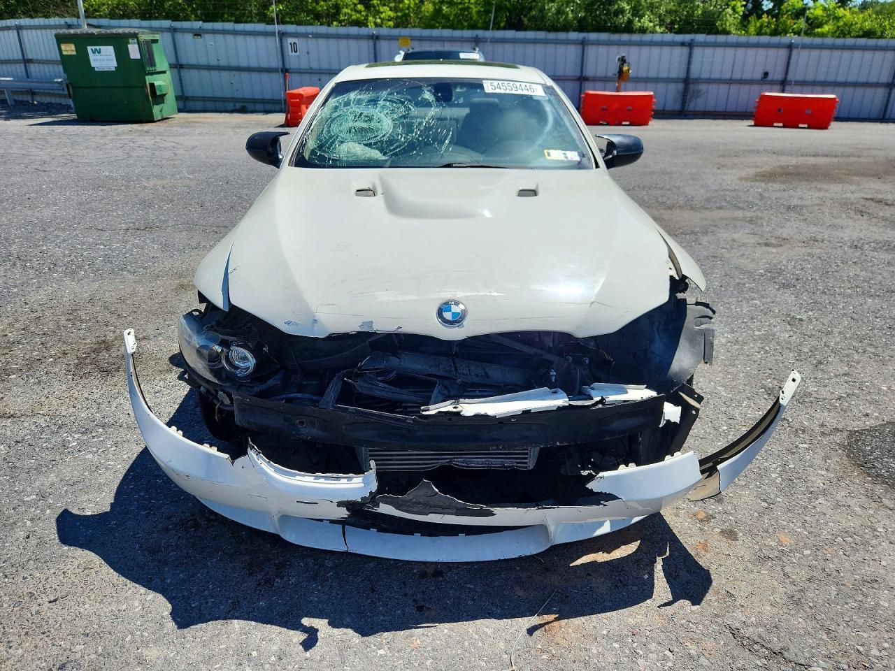 2010 BMW 335 Xi - Фото 5