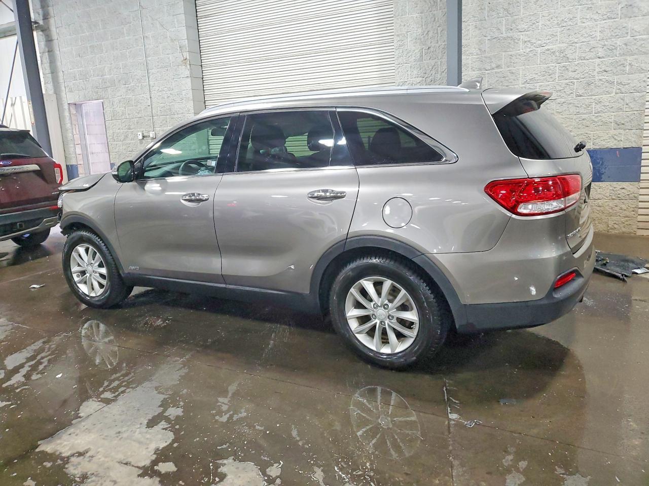 2016 Kia Sorento Lx - Фото 2